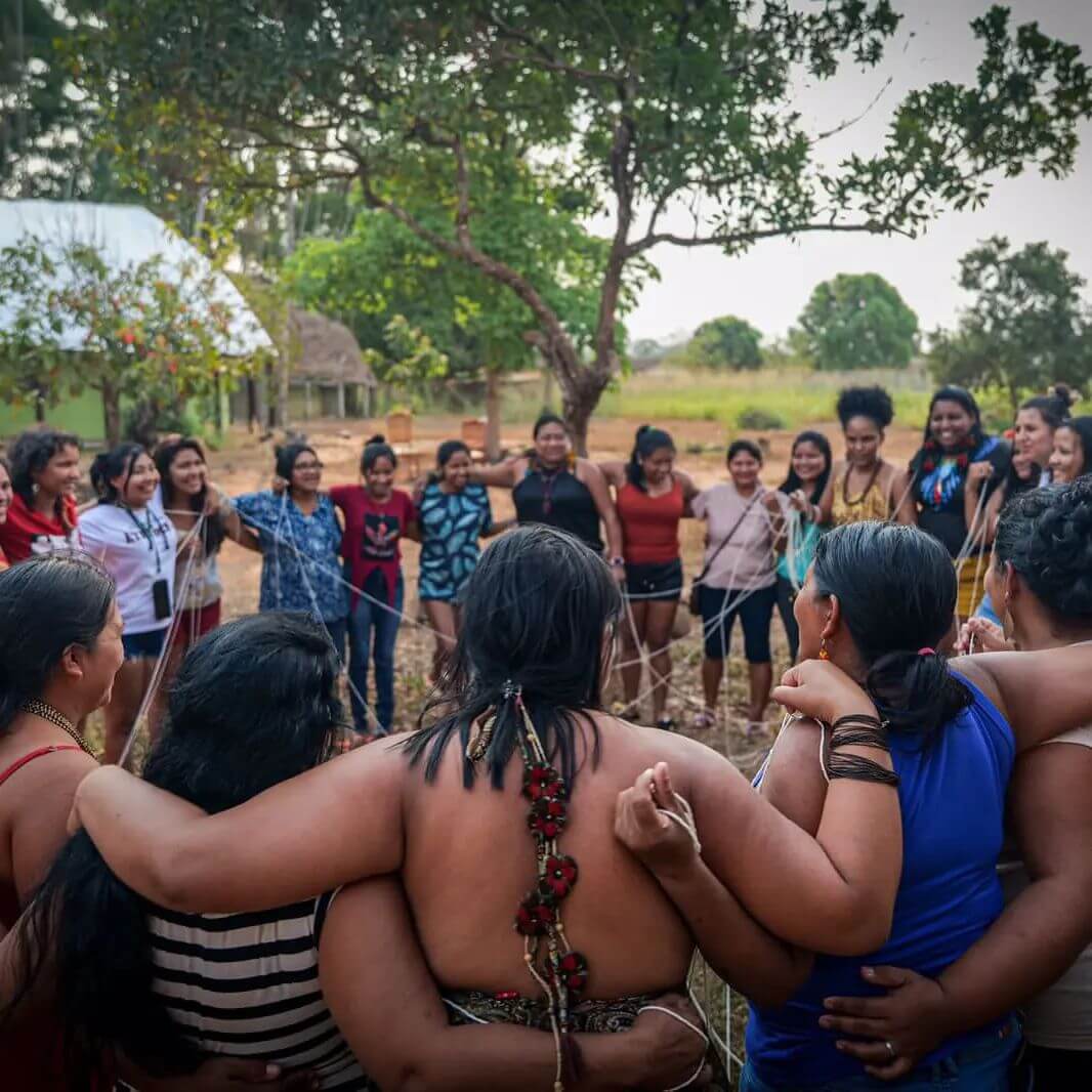 Mais de 50 mulheres indígenas, de 14 diferentes povos, participaram da Caravana das Originárias da Terra em Rondônia. Foto: Edvan Guajajara