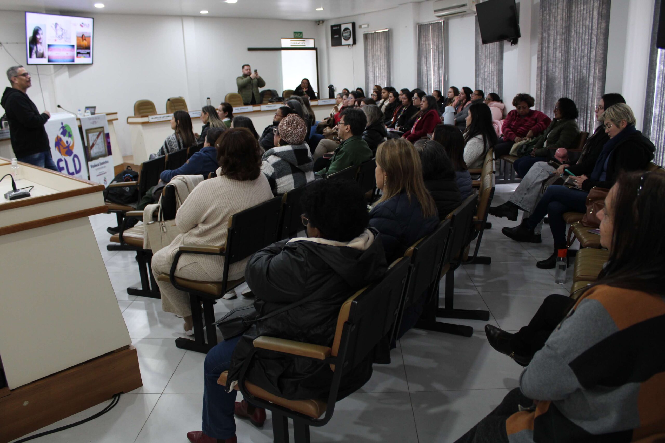 No Agosto Lilás, jornadas da Nem Tão Doce Lar mobilizam o Pampa em defesa das mulheres 3 IMG 5298 scaled